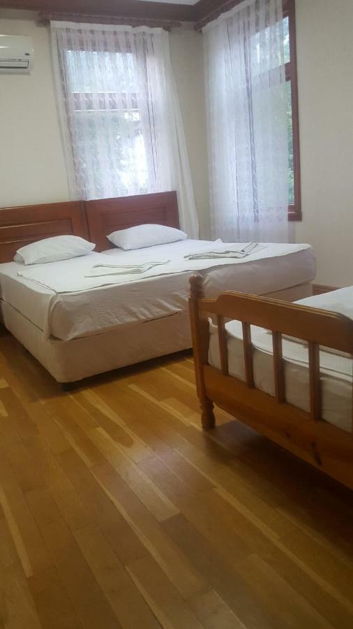Incilikonak Ula Zimmer foto