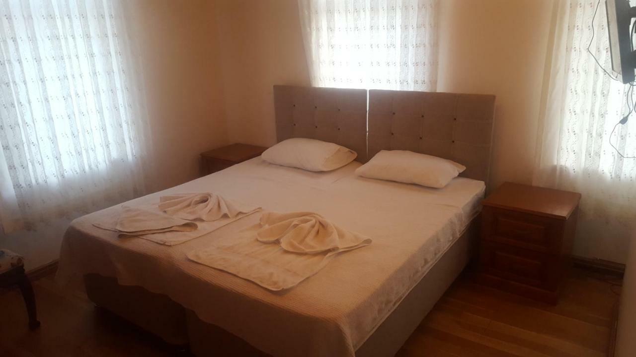 Incilikonak Ula Exterior foto